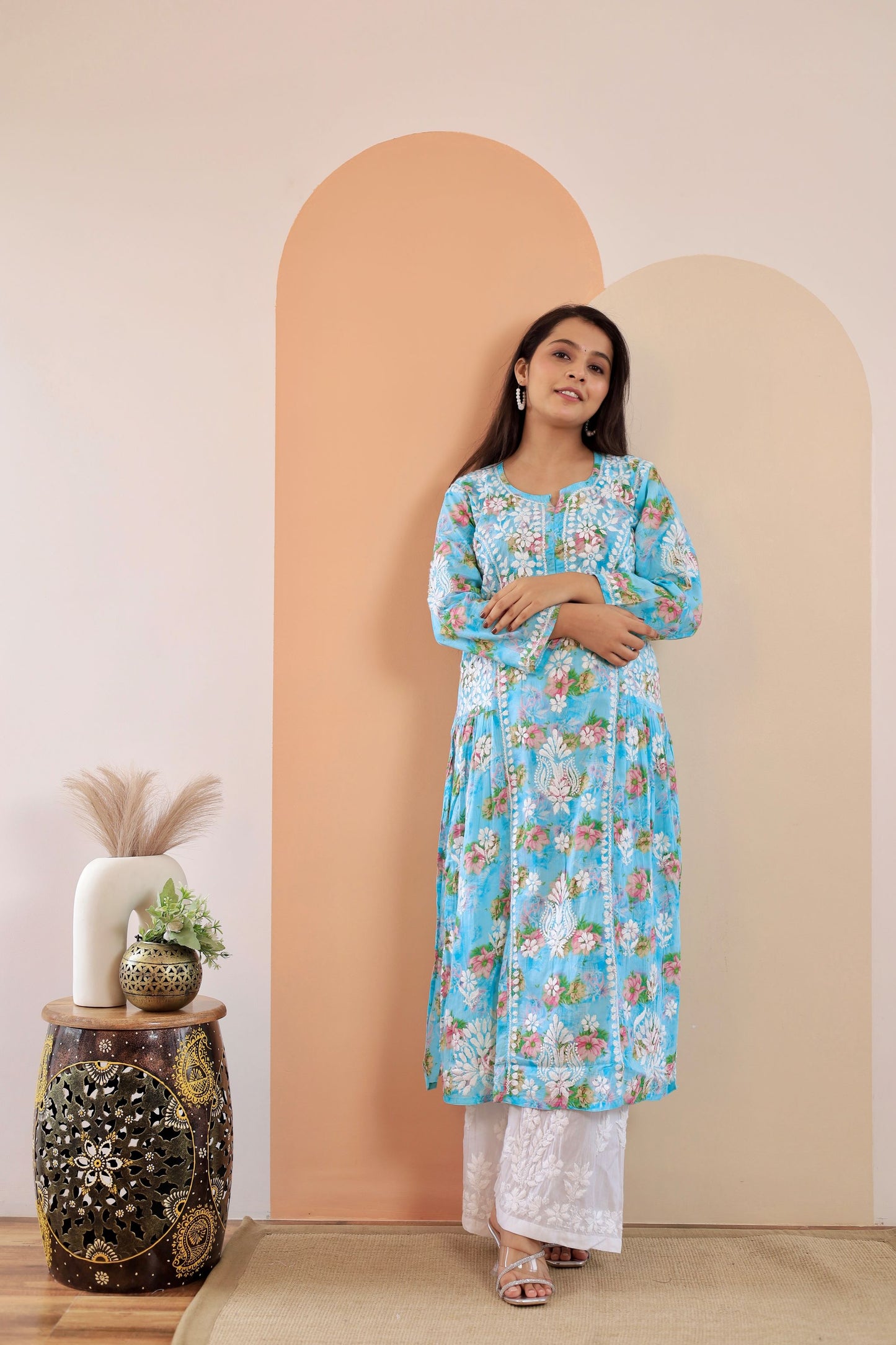 Aleena  Mul cotton Nyra style chikankari kurti (Sky blue)