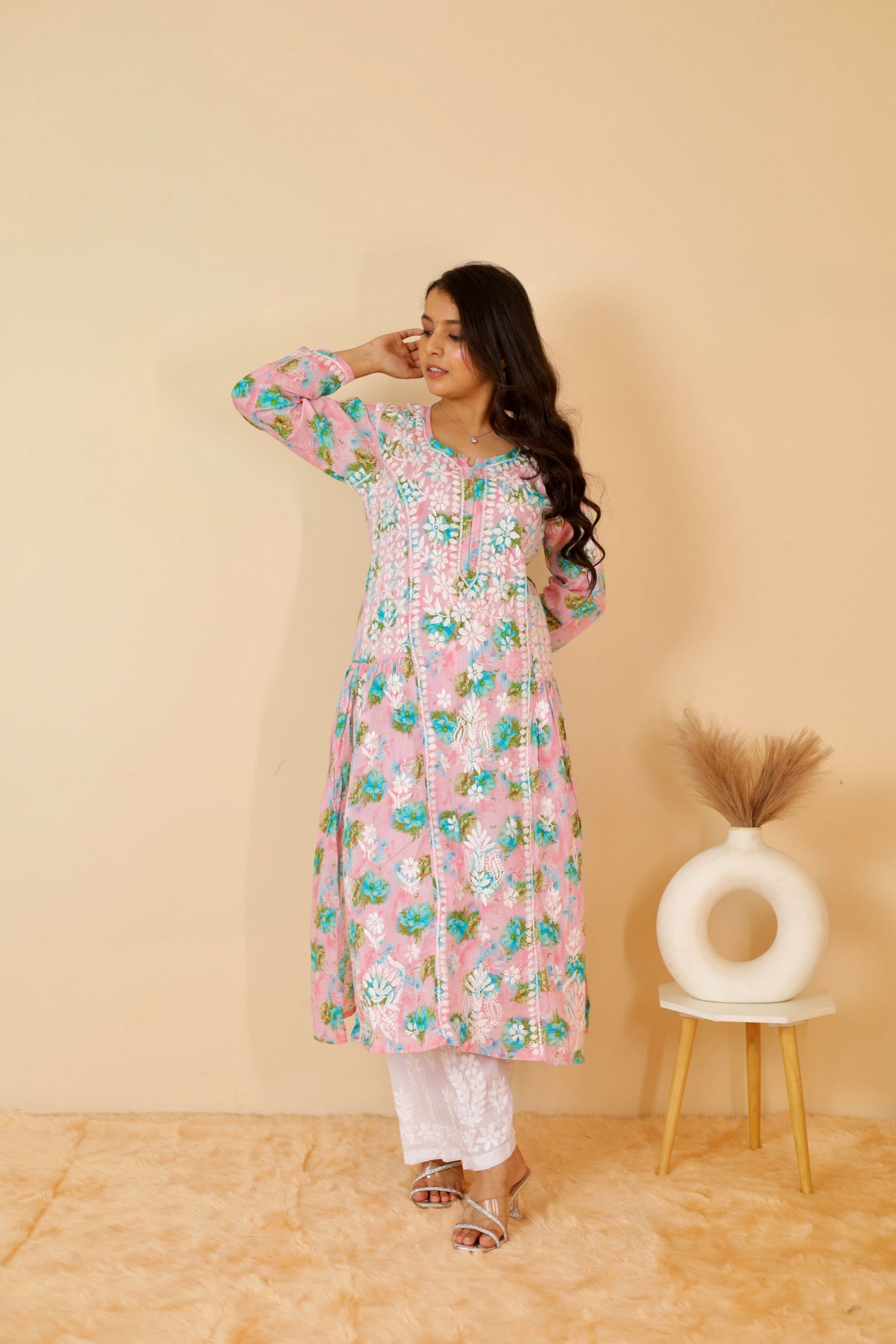 Aleena  Mul cotton Nyra style chikankari kurti (Pink)