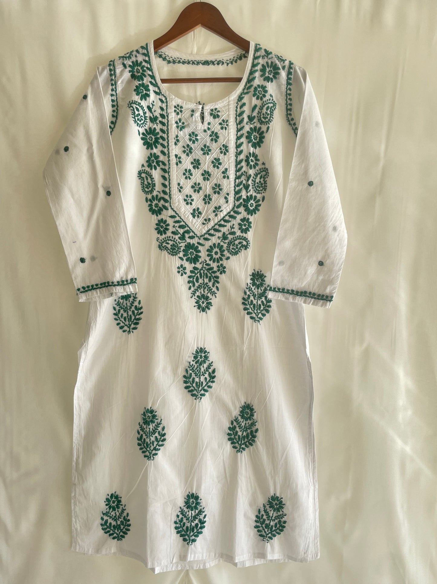 Zoya Cotton Long Chikankari Kurta ( Green)