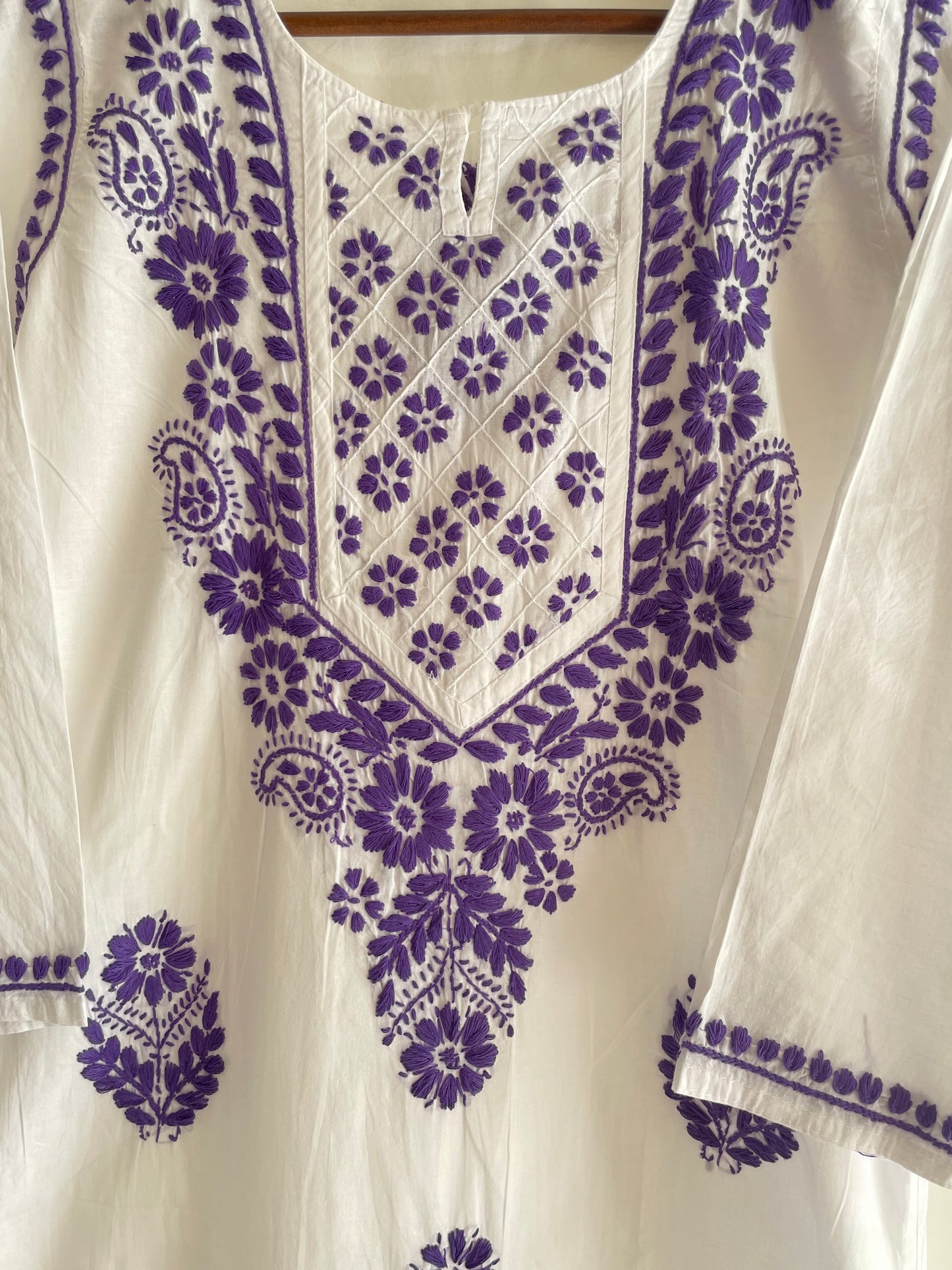 Zoya Cotton Long Chikankari kurta (Purple)