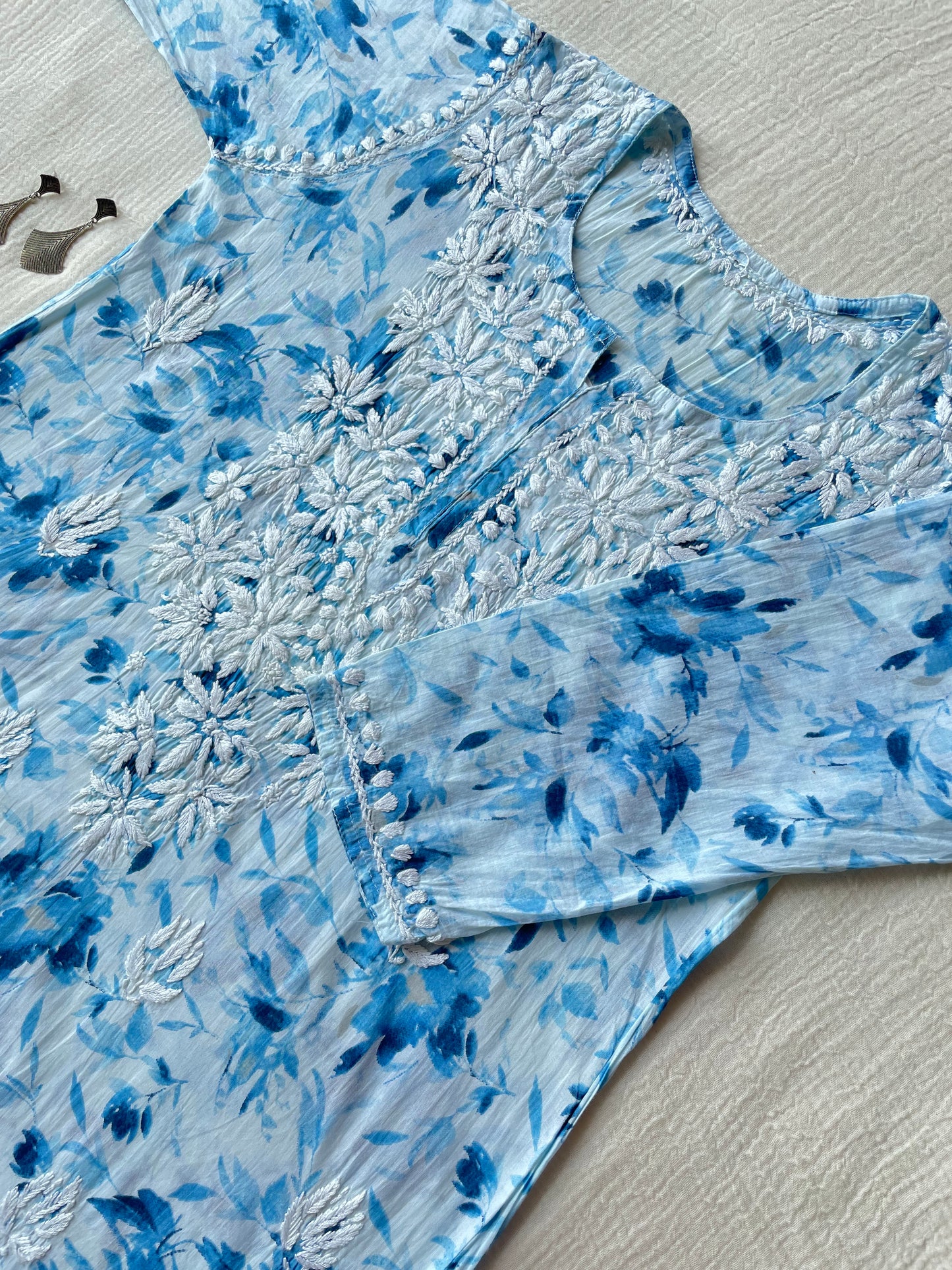 Hania Mul Printed Short chikankari kurta (Blue)